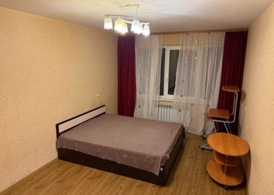 1-к. кв., 32 м², ст. м. Проспект Ветеранов