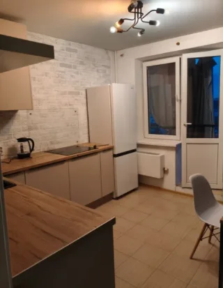 1-к. кв., 37 м², ст. м. Пионерская