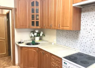 1-к. кв., 45 м², ст. м. Лесная
