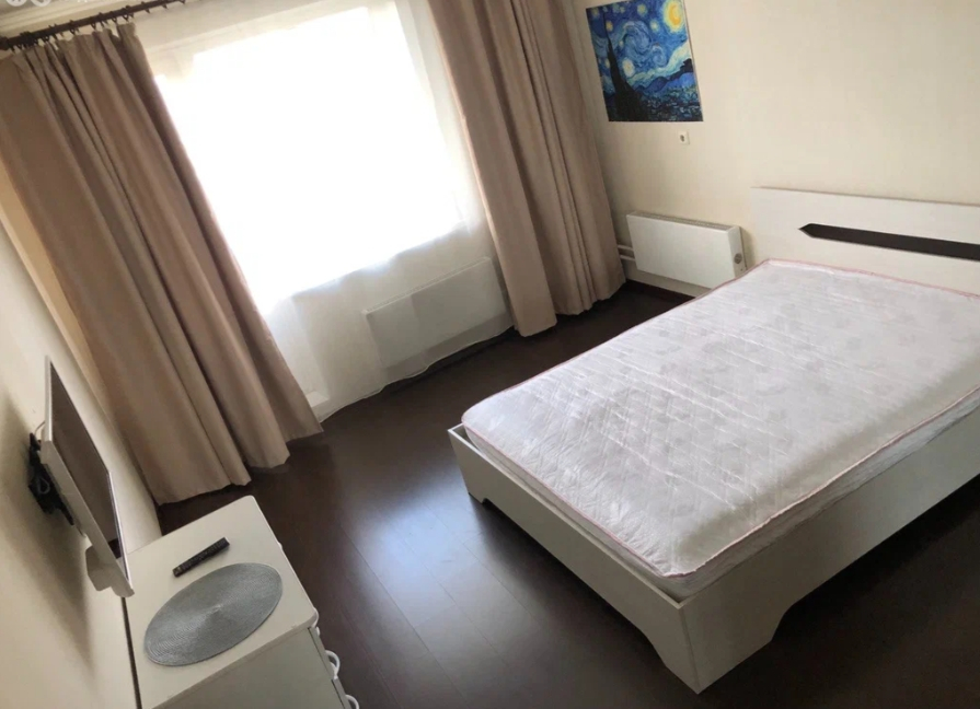 1-к. кв., 39 м², ст. м. Ладожская