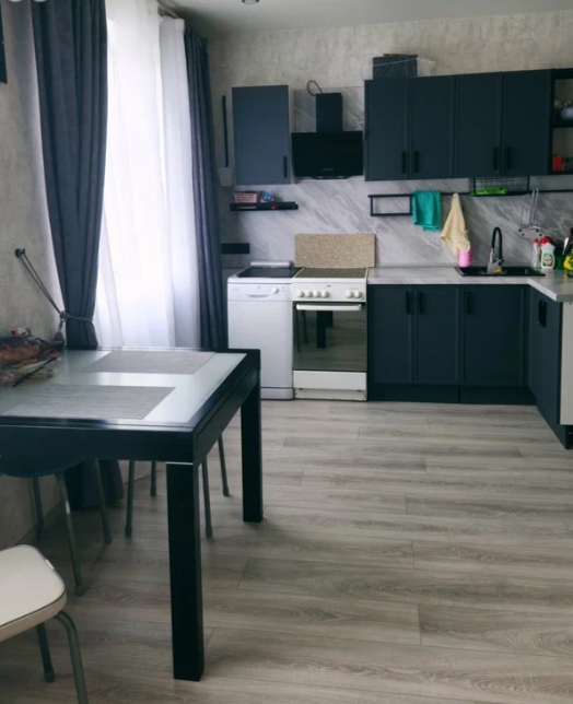 2-к. кв., 52 м², ст. м. Проспект Большевиков