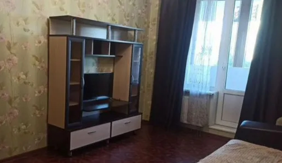 2-к. кв., 43 м², ст. м. Комендантский проспект