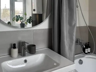 1-к. кв., 40 м², ст. м. Площадь Александра Невского