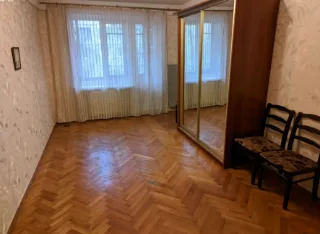 1-к. кв., 31 м², ст. м. Академическая