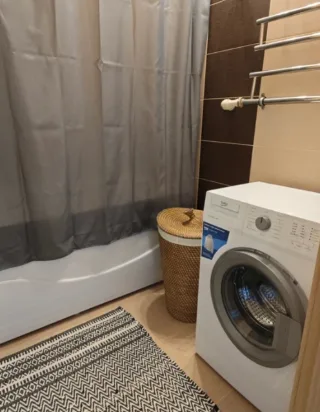 2-к. кв., 51 м², ст. м. Улица Дыбенко