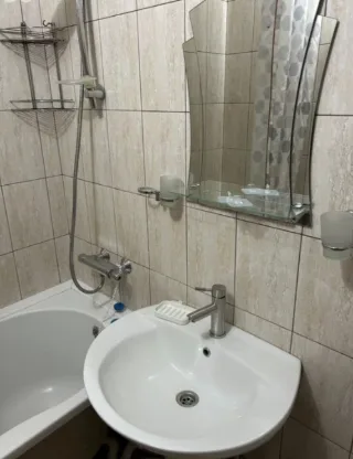 1-к. кв., 32 м², ст. м. Площадь Ленина