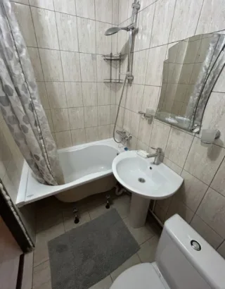 1-к. кв., 32 м², ст. м. Площадь Ленина
