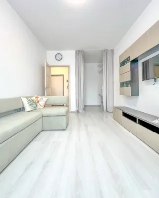 1-к. кв., 34 м², ст. м. Комендантский проспект