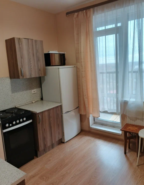 1-к. кв., 32 м², ст. м. Рыбацкое