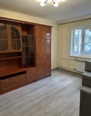 2-к. кв., 55 м², ст. м. Проспект Славы