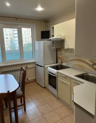 2-к. кв., 55 м², ст. м. Проспект Славы