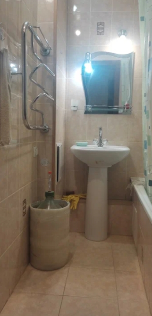2-к. кв., 60 м², ст. м. Ленинский проспект