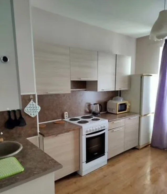 1-к. кв., 36 м², ст. м. Рыбацкое