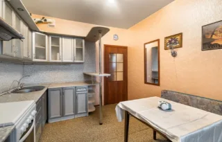 2-к. кв., 64 м², ст. м. Звёздная