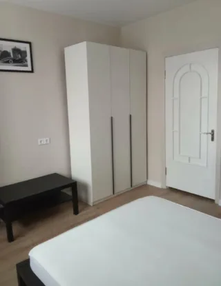 2-к. кв., 56 м², ст. м. Лесная