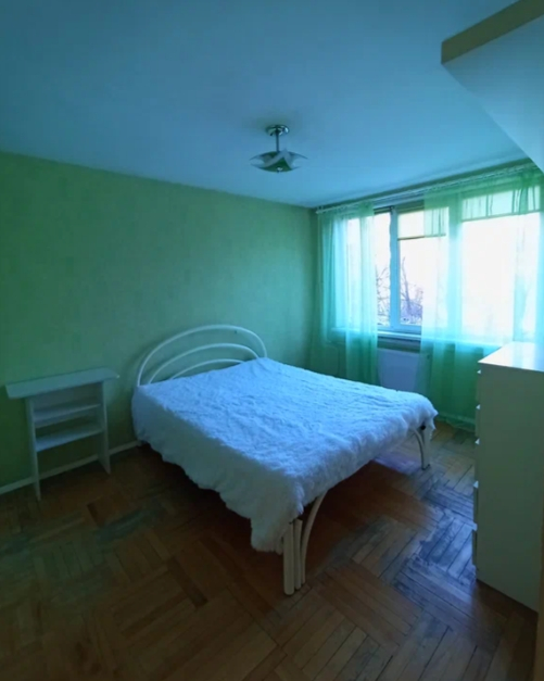 2-к. кв., 49 м², ст. м. Международная
