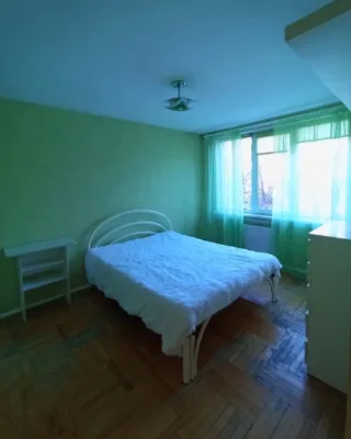2-к. кв., 49 м², ст. м. Международная