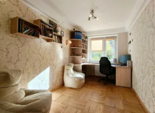 2-к. кв., 46 м², ст. м. Ладожская