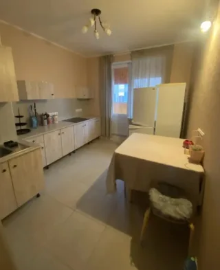 2-к. кв., 55 м², ст. м. Комендантский проспект