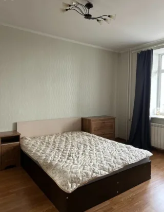 2-к. кв., 58 м², ст. м. Комендантский проспект