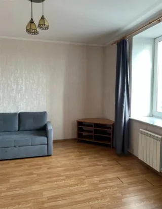 2-к. кв., 58 м², ст. м. Комендантский проспект