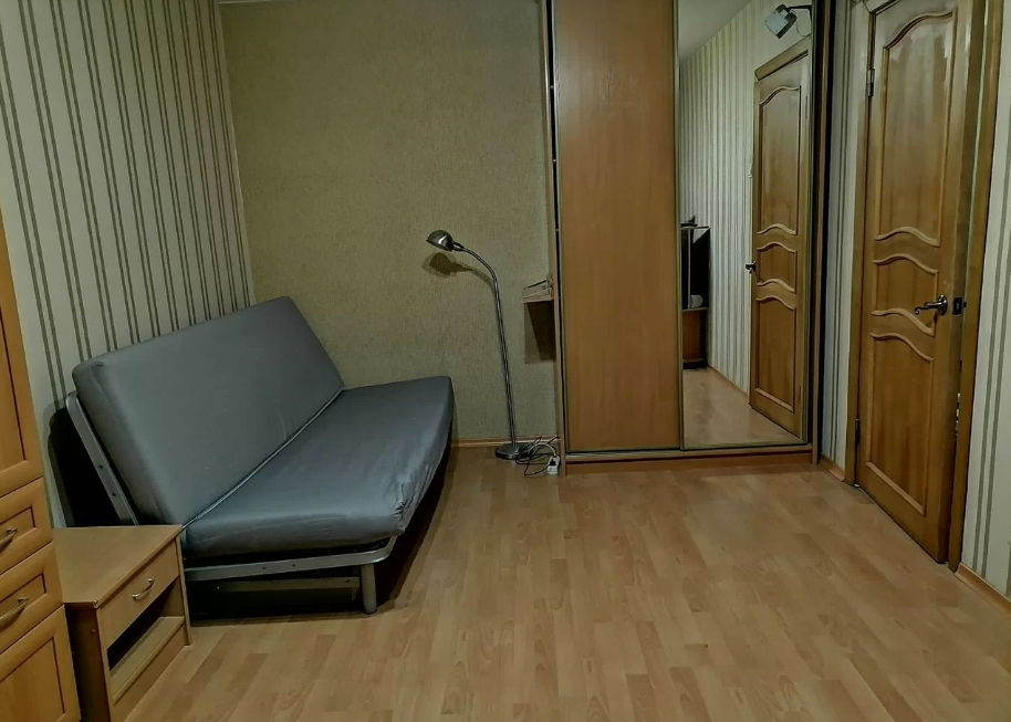 1-к. кв., 30 м², ст. м. Купчино