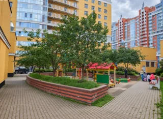 1-к. кв., 39 м², ст. м. Проспект Просвещения